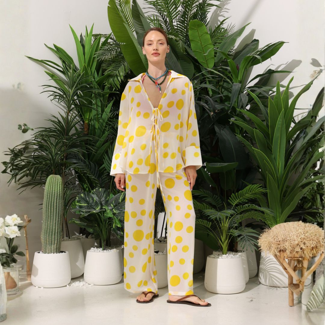 Amalfi Dot yellow, the best customized gift and gifts for her and for him from Inna Carton online shop Dubai, UAE!
