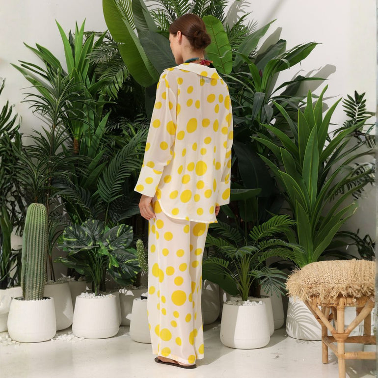 Amalfi Dot yellow, the best customized gift and gifts for her and for him from Inna Carton online shop Dubai, UAE!
