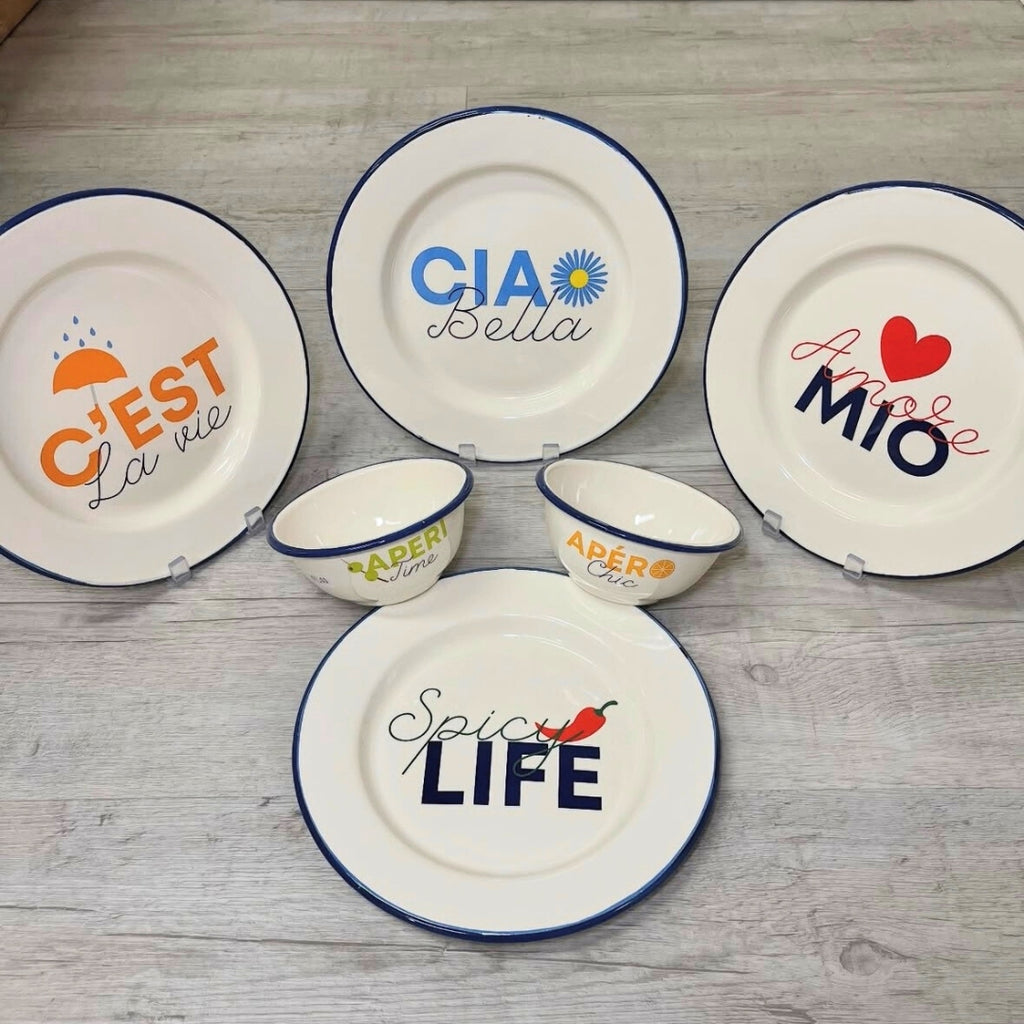 Amore Mio Enamel Dinner Plate, the best customized gift and gifts for her and for him from Inna Carton online shop Dubai, UAE!
