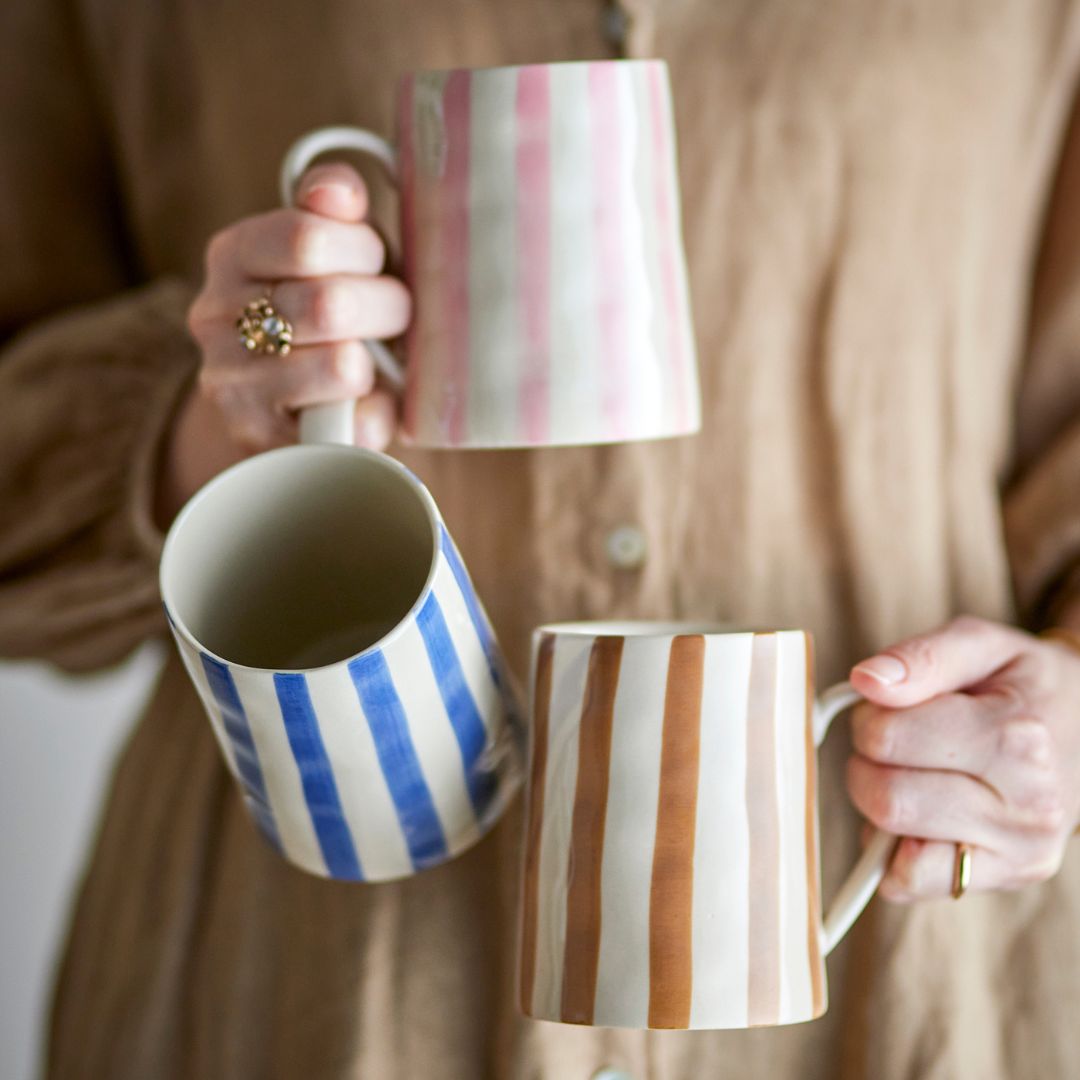 Begonia Stoneware Mug | Blue, the best customized gift and gifts for her and for him from Inna Carton online shop Dubai, UAE!
