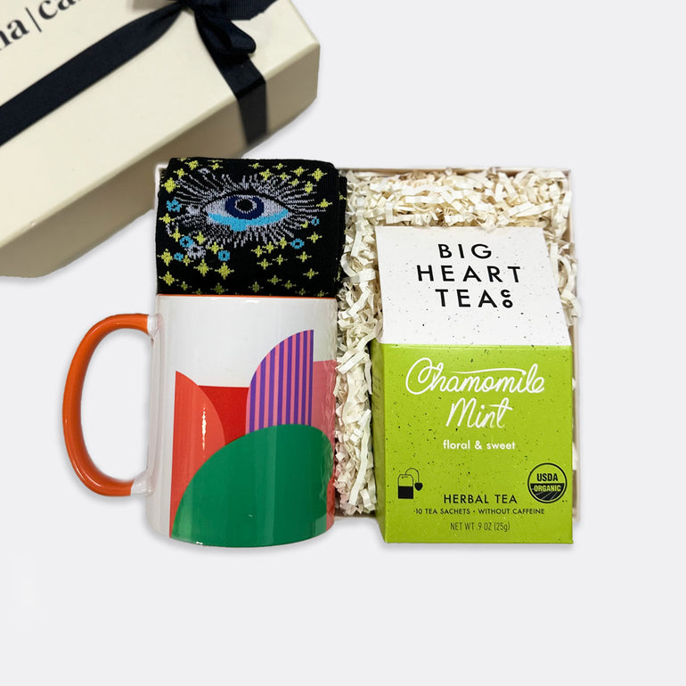 Sparky Eyes Socks (fits 35-42) Retro Mug Chamomile Mint Tea, shop the best Christmas gift gifts for her for him from Inna carton online store dubai, UAE!