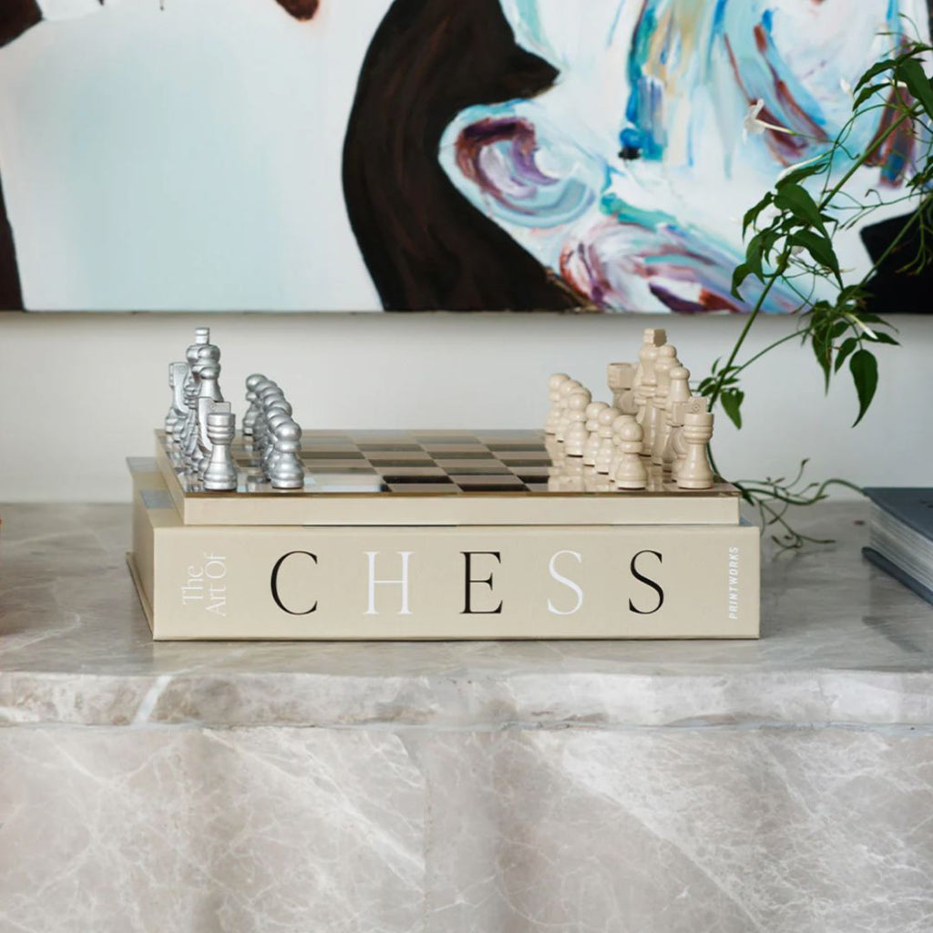 Art Of Chess Mirror christmas, the best customized gift and gifts for her and for him from Inna Carton online shop Dubai, UAE!