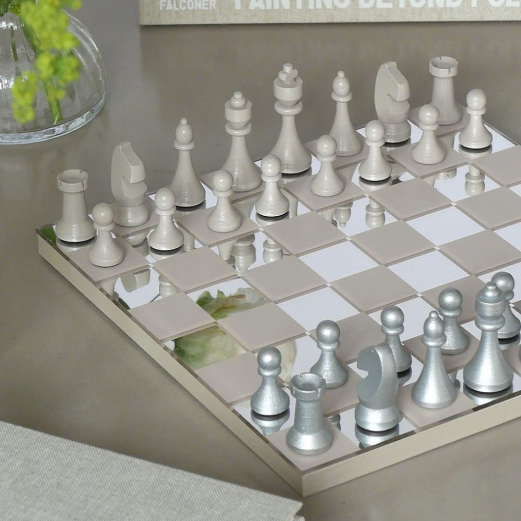 Art Of Chess Mirror christmas, the best customized gift and gifts for her and for him from Inna Carton online shop Dubai, UAE!
