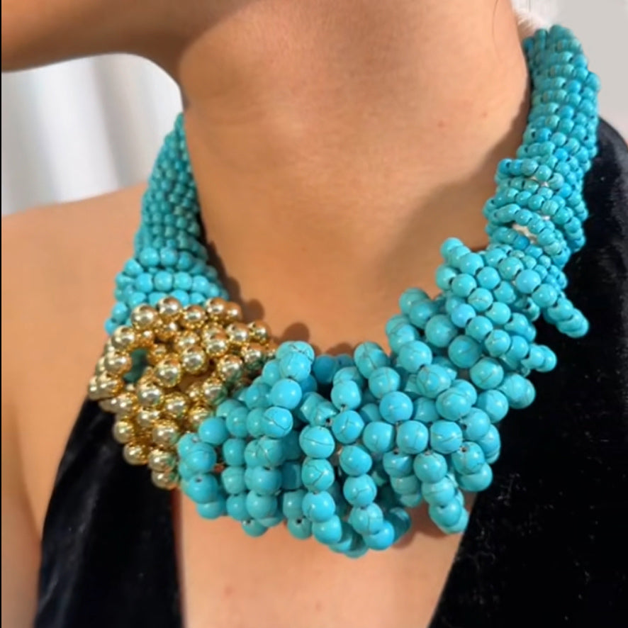 Chunky Necklace Turquoise, the best ramadan customize gift and gifts for her and for him from Inna Carton online shop Dubai, UAE!