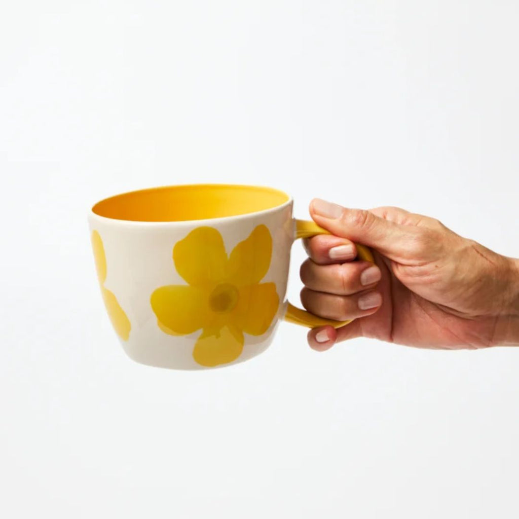 Daisy Ceramic Mug Yellow, the best customized gift and gifts for her and for him from Inna Carton online shop Dubai, UAE!
