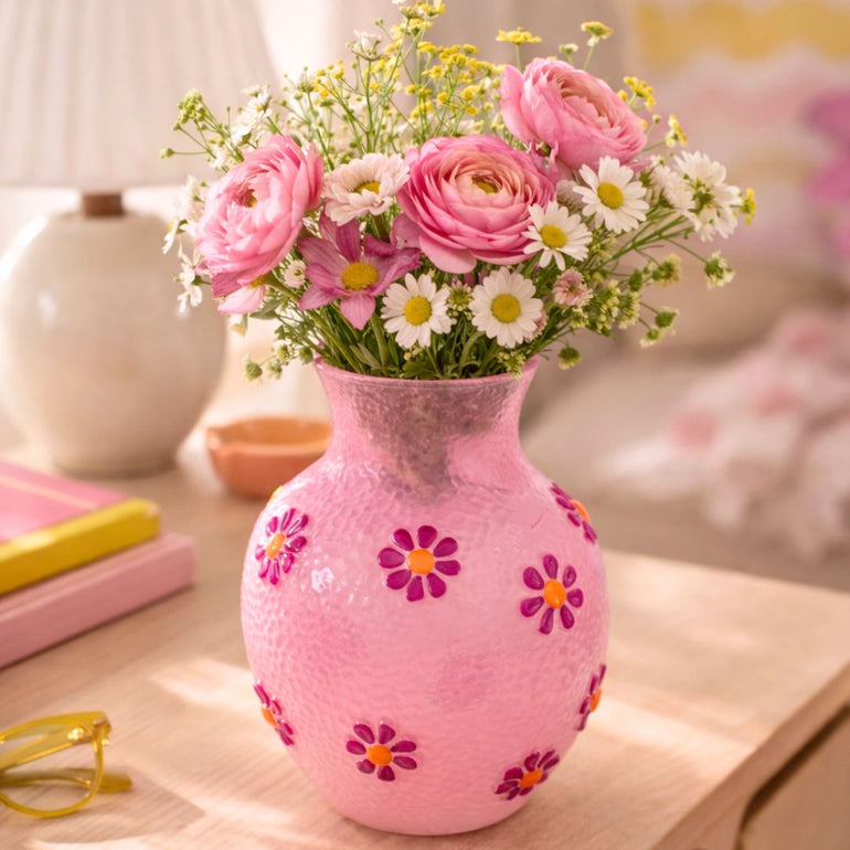 Daisy Vase Pink, the best customized gift and gifts for her and for him from Inna Carton online shop Dubai, UAE!
