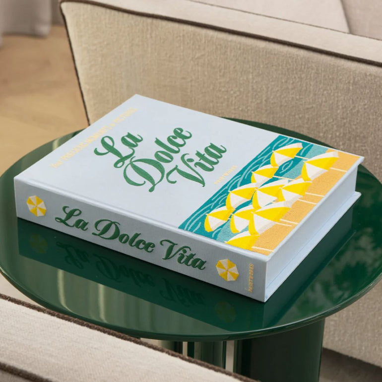 Dolce Vita Embroidered Photo Album, the best customized gift and gifts for her and for him from Inna Carton online shop Dubai, UAE!
