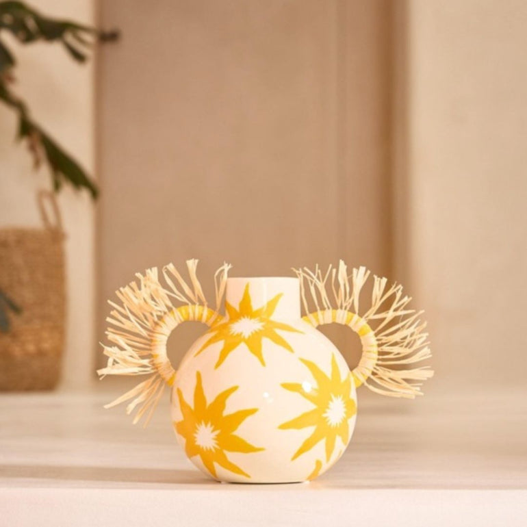 Fernanda Ceramic Vase Golden Glow, the best customized gift and gifts for her and for him from Inna Carton online shop Dubai, UAE!
