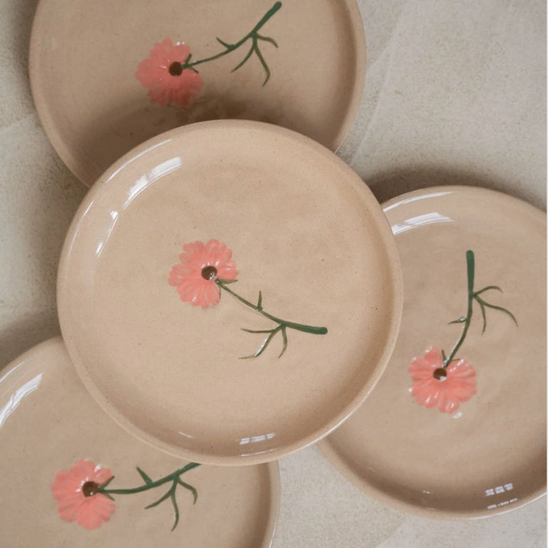 Flower Blush Side Dessert Plate, the best customized gift and gifts for her and for him from Inna Carton online shop Dubai, UAE!
