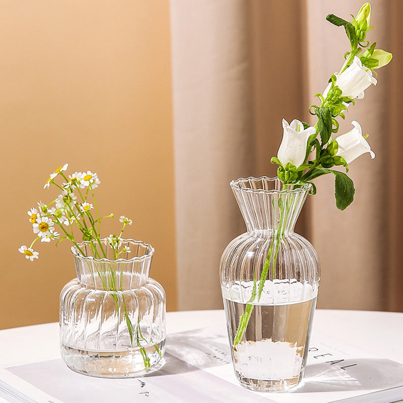 Borosilicate Glass Vase | Long, shop the best Christmas gift gifts for her for him from Inna carton online store dubai, UAE!