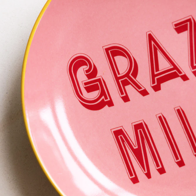 Grazie Mille Plates, the best customized gift and gifts for her and for him from Inna Carton online shop Dubai, UAE!