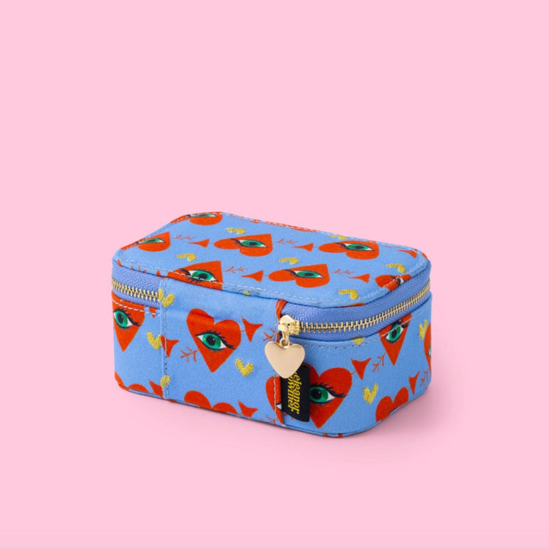 Hearts & Eyes Jewelry Box, the best customized gift and gifts for her and for him from Inna Carton online shop Dubai, UAE!
