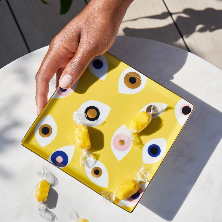 Beso-ceramic-tray-inna-carton-gift-ideas-gifts-Birthday-best-shop-online-Dubai-UAE-for-her-customized-Shops-UAE-supplier-shop-package-packaging-1  820 × 820px  Beso ceramic Tray, shop the best Christmas gift gifts for her for him from Inna carton online store dubai, UAE!