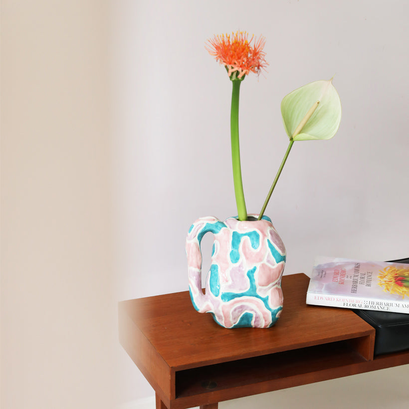 Jug a Vase, the best customized gift and gifts for her and for him from Inna Carton online shop Dubai, UAE!