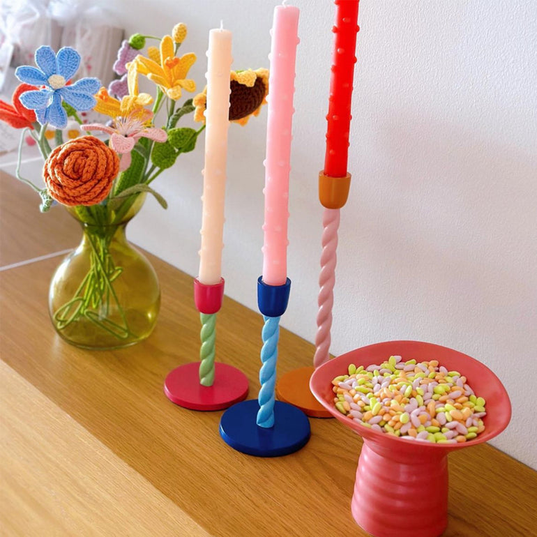 Knitted flower stem | Pink Calla Lily, shop the best Christmas gift gifts for her for him from Inna carton online store dubai, UAE!