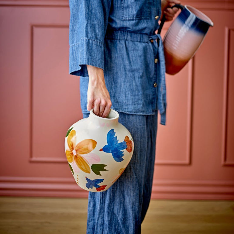 Maricala Stoneware Vase, the best customized gift and gifts for her and for him from Inna Carton online shop Dubai, UAE!