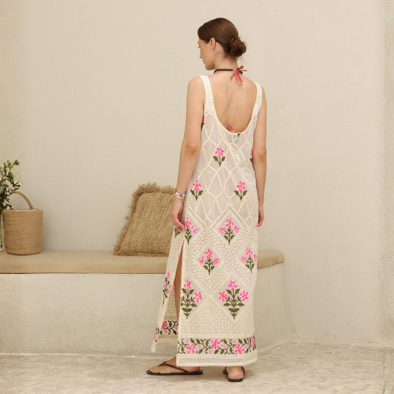 The Marigold pink, the best customized gift and gifts for her and for him from Inna Carton online shop Dubai, UAE!
