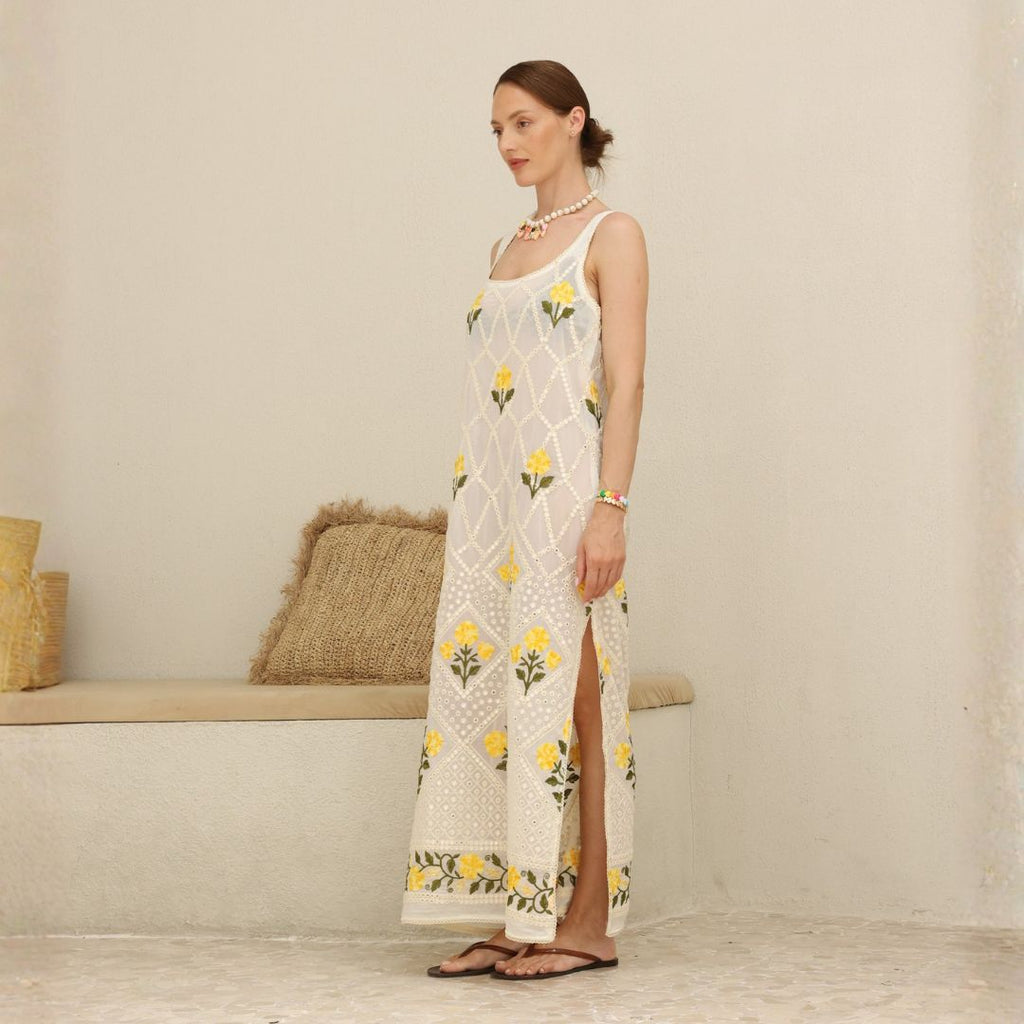 The Marigold, the best customized gift and gifts for her and for him from Inna Carton online shop Dubai, UAE!
