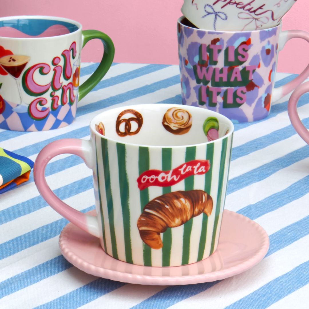 Oooh La La Croissan Mug, the best customized gift and gifts for her and for him from Inna Carton online shop Dubai, UAE!
