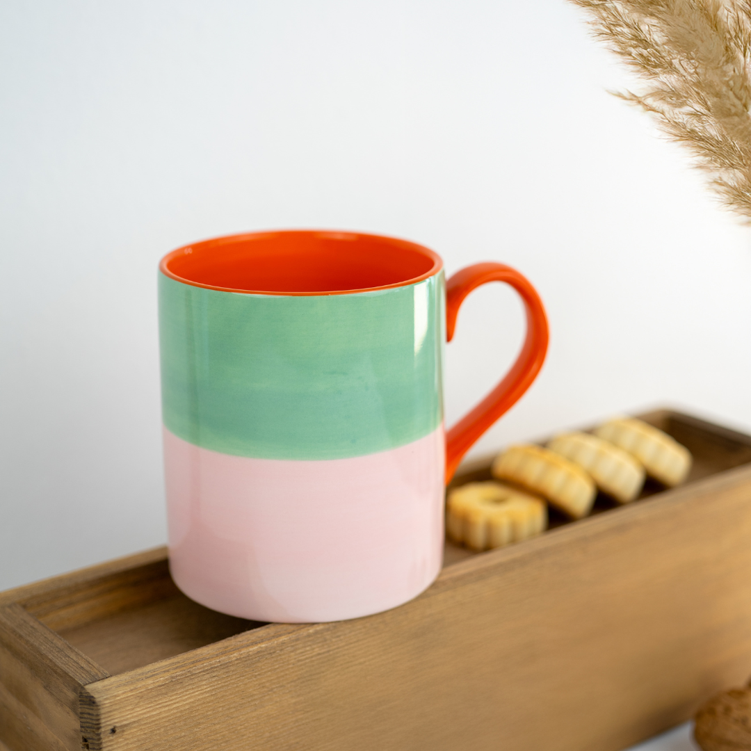 Pop Up Mug christmas, the best customized gift and gifts for her and for him from Inna Carton online shop Dubai, UAE!
