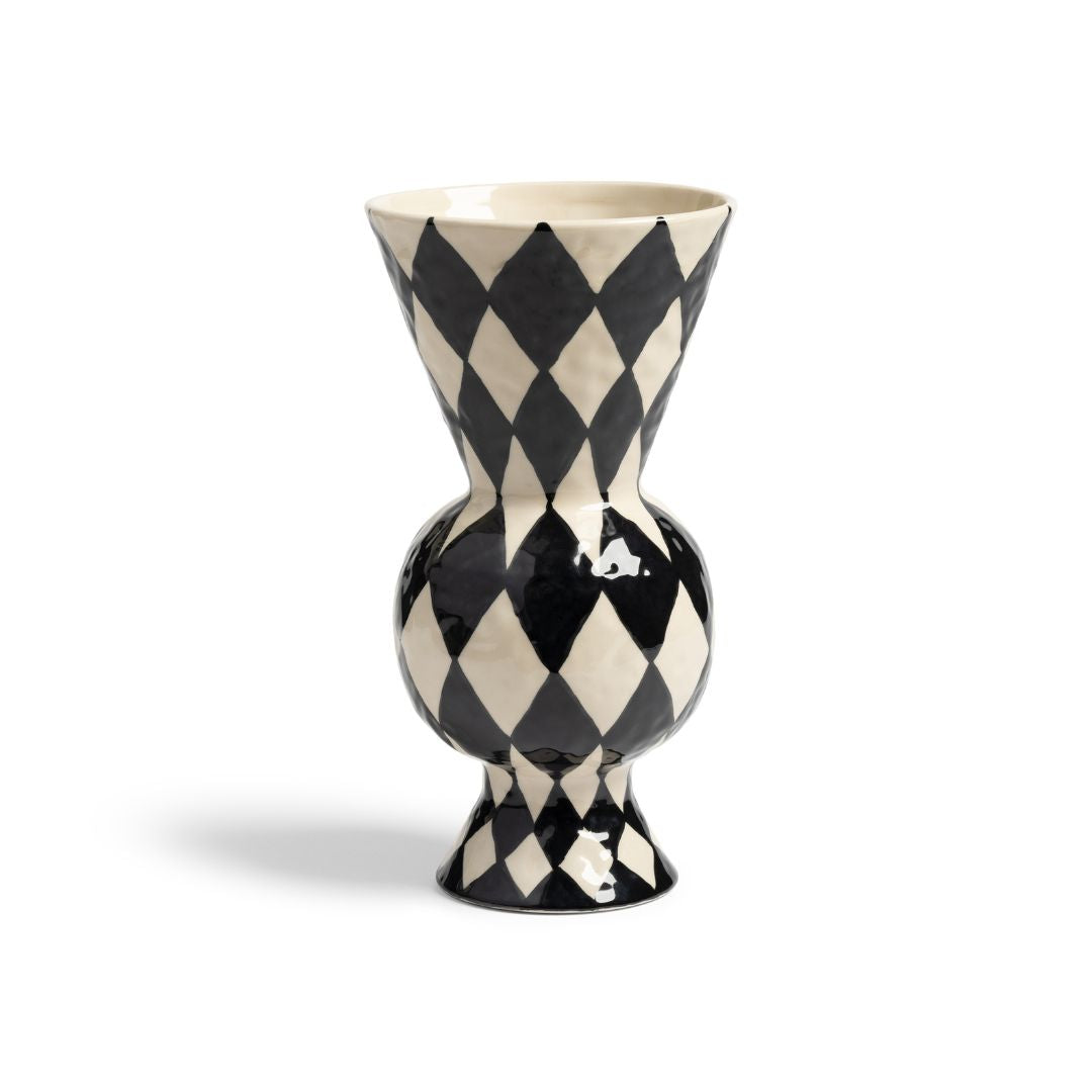 Rhombic Stoneware Vase Black, the best customized gift and gifts for her and for him from Inna Carton online shop Dubai, UAE!
