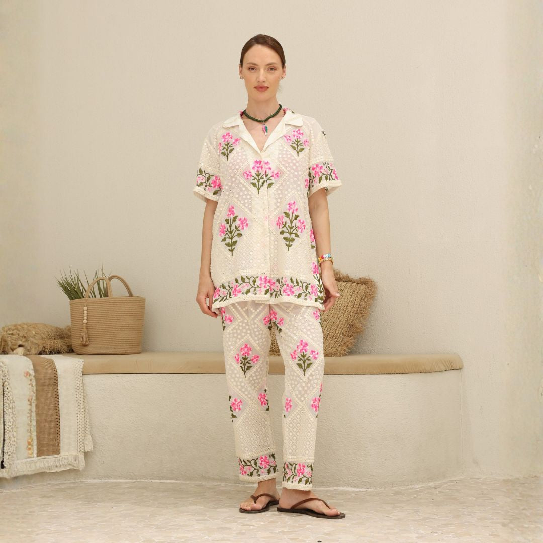 Solana outfit Set pink, the best customized gift and gifts for her and for him from Inna Carton online shop Dubai, UAE!
