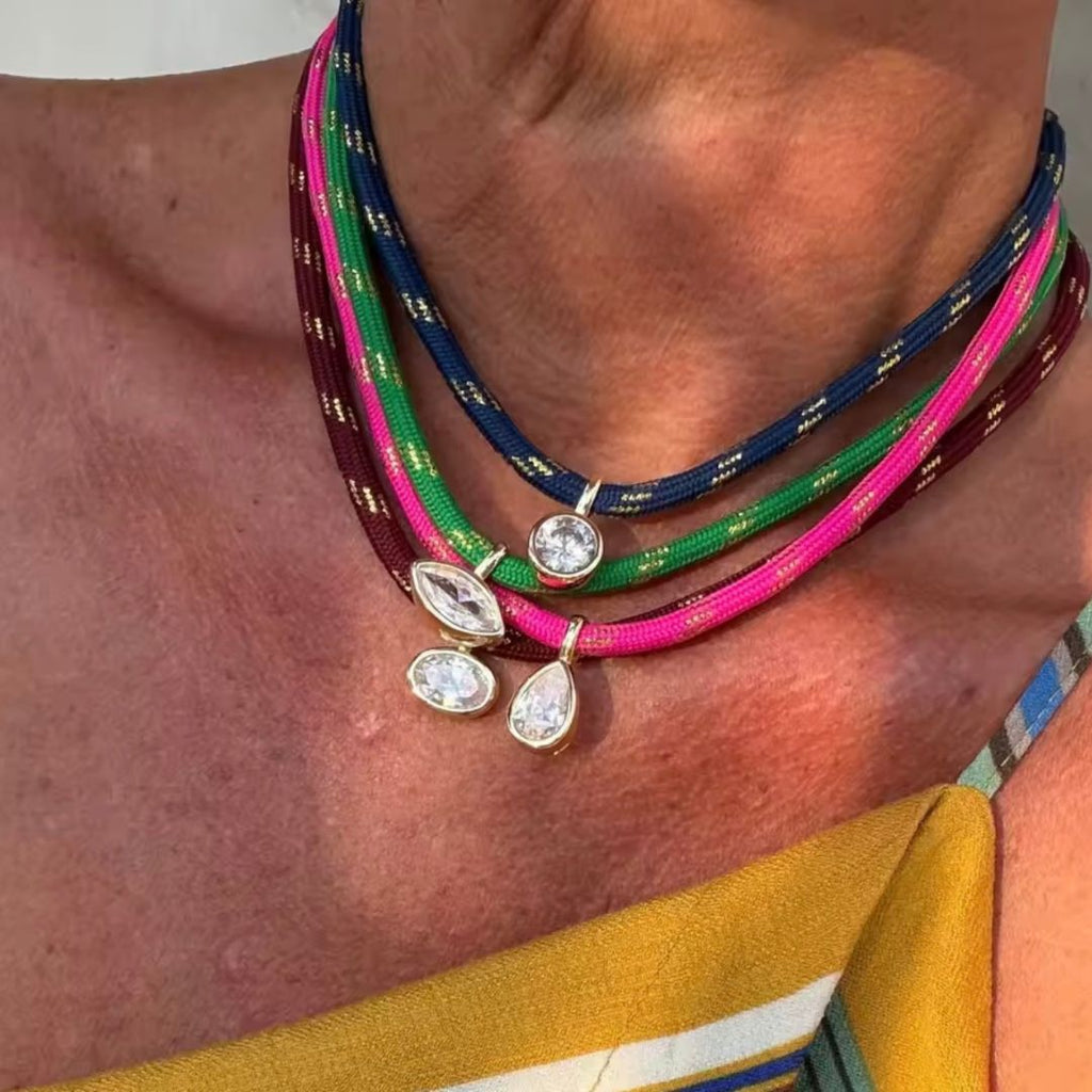 Stone Necklace Fuschia, the best customized gift and gifts for her and for him from Inna Carton online shop Dubai, UAE!
