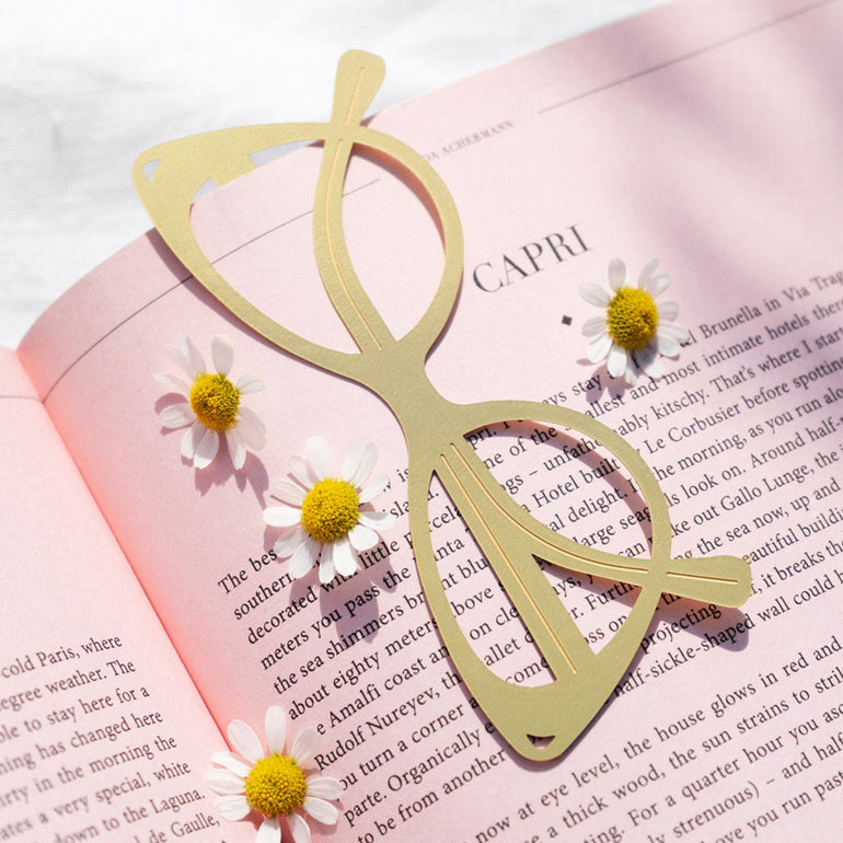 Sunglasses Bookmark, shop the best Christmas gift gifts for her for him from Inna carton online store dubai, UAE!