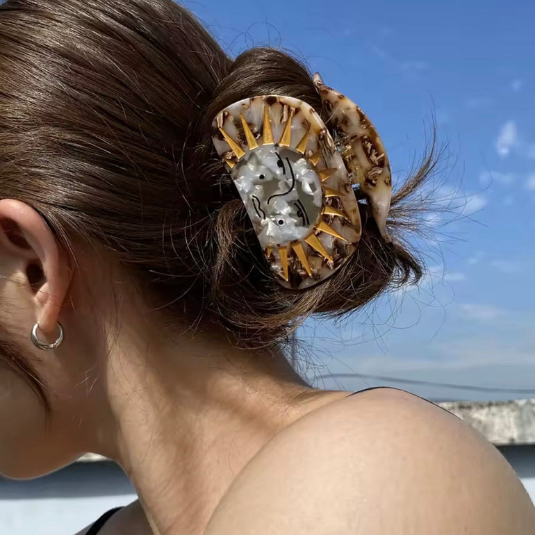 Sunshine Hair Claw Clip, the best customized gift and gifts for her and for him from Inna Carton online shop Dubai, UAE!
