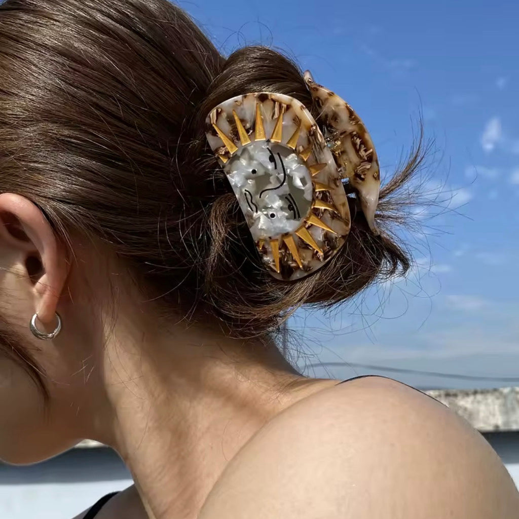 Sunshine Hair Claw Clip, the best customized gift and gifts for her and for him from Inna Carton online shop Dubai, UAE!
