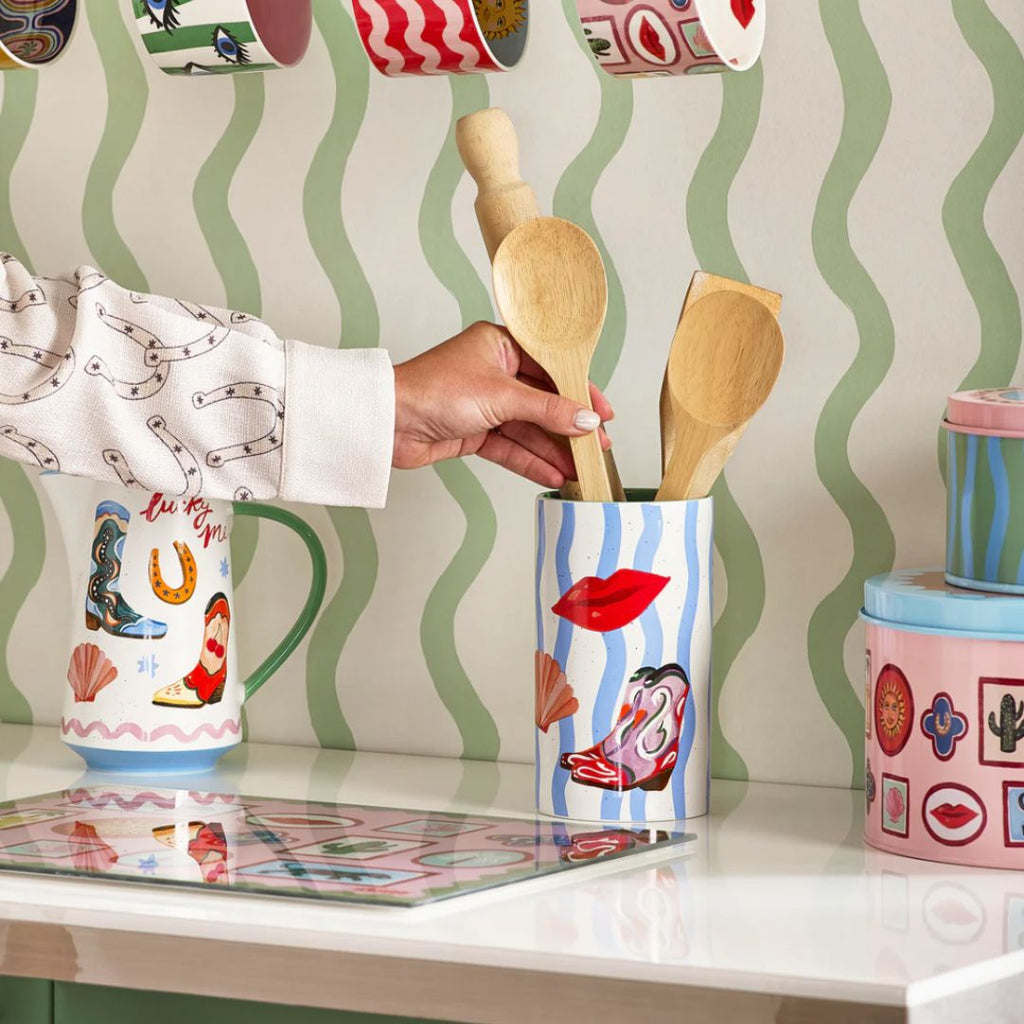 The Icon Utensil Holder, the best customized gift and gifts for her and for him from Inna Carton online shop Dubai, UAE!