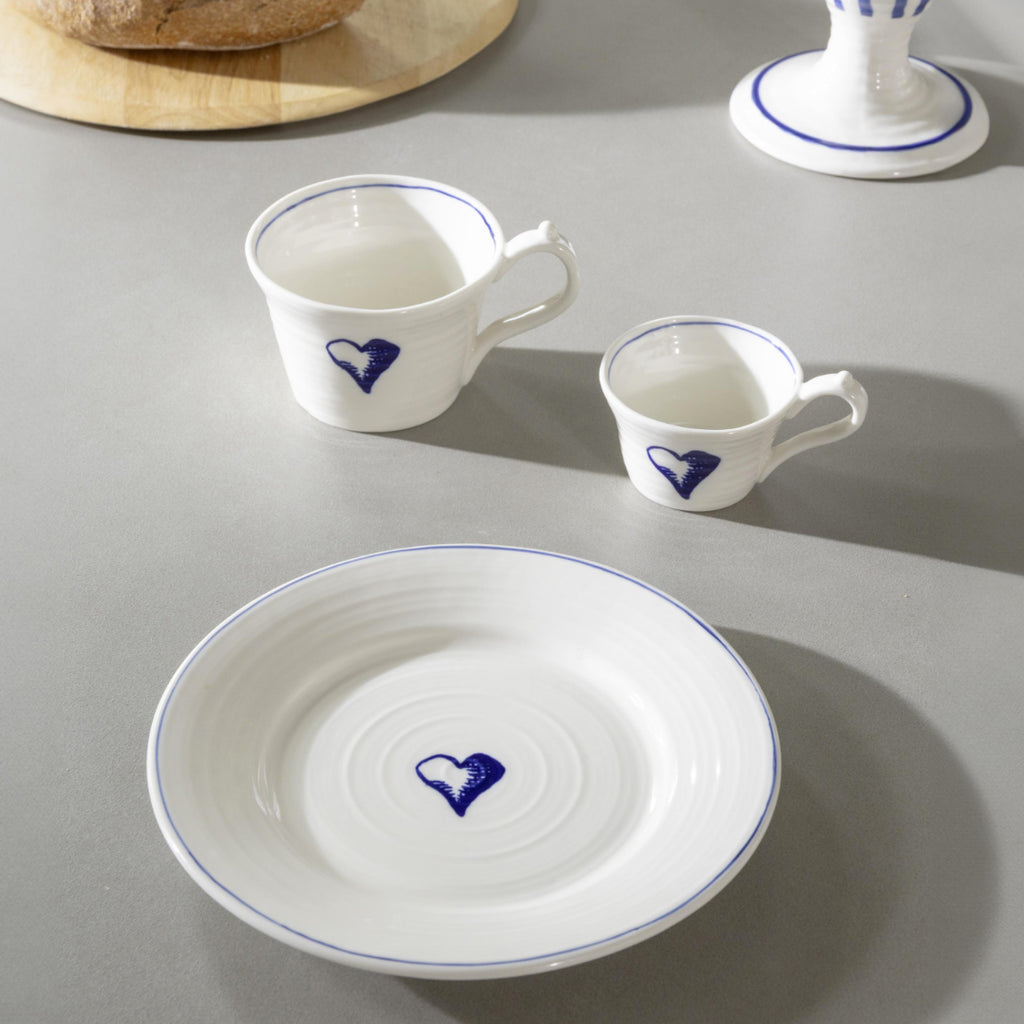 Anouk Heart Plate, the best customized gift and gifts for her and for him from Inna Carton online shop Dubai, UAE!