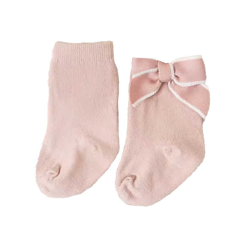 Bowy Socks newborn baby, the best customized gift and gifts for her and for him from Inna Carton online shop Dubai, UAE!