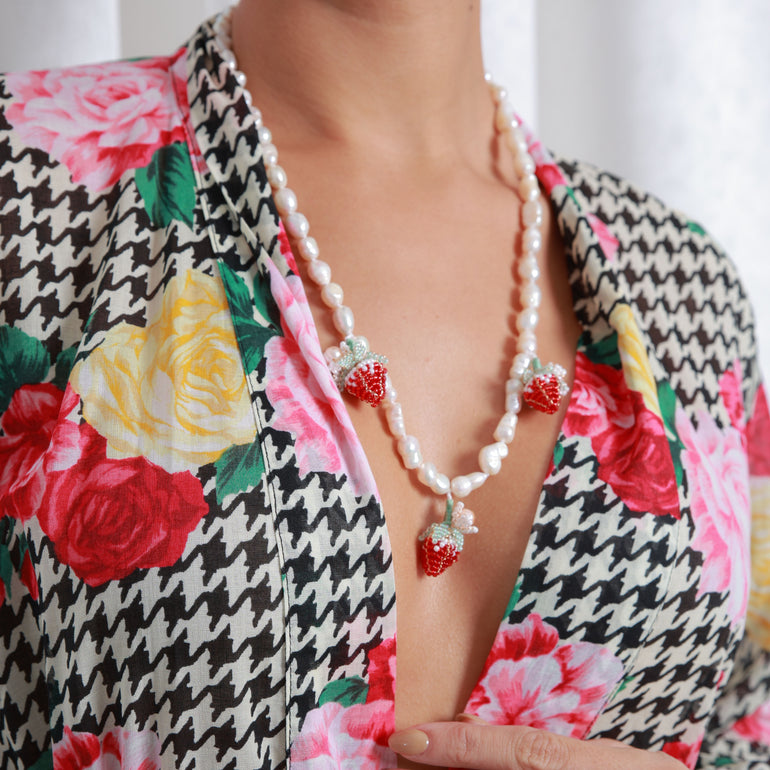 Garden Robe Black, the best customized gift and gifts for her and for him from Inna Carton online shop Dubai, UAE!
