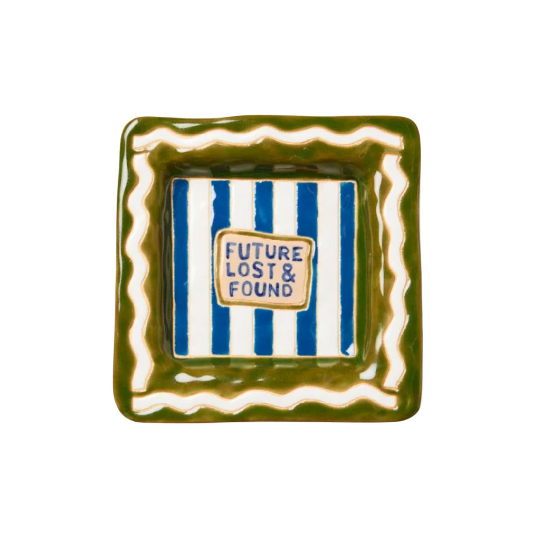 Lingo Ceramic LOST & FOUND Tray, the best customized gift and gifts for her and for him from Inna Carton online shop Dubai, UAE!
