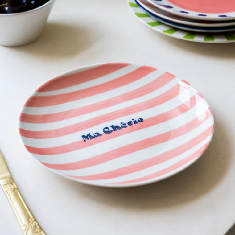 Ma Cherie Plates, the best customized gift and gifts for her and for him from Inna Carton online shop Dubai, UAE!