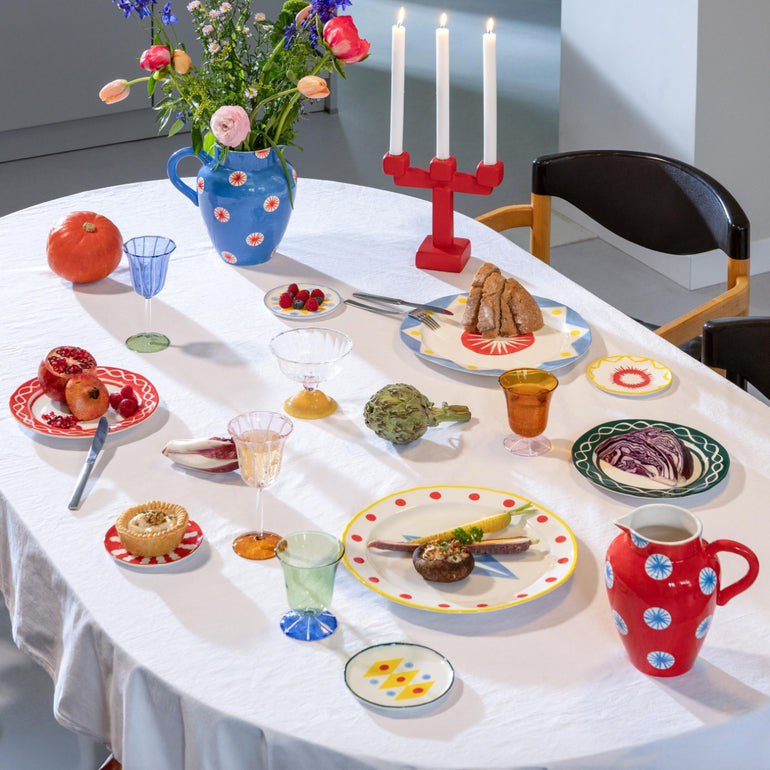 Plate Festivo Medium Red, the best customized gift and gifts for her and for him from Inna Carton online shop Dubai, UAE!