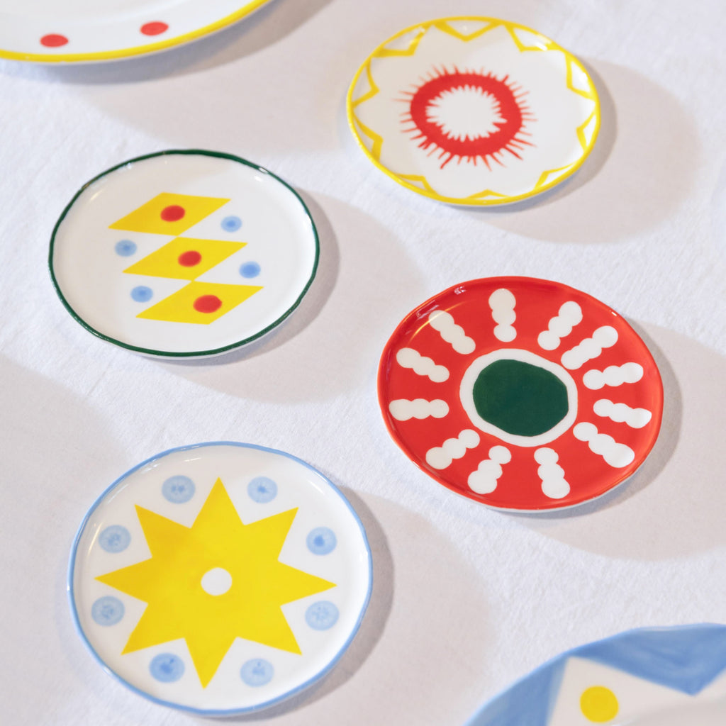 Plate Festivo Small, the best customized gift and gifts for her and for him from Inna Carton online shop Dubai, UAE!