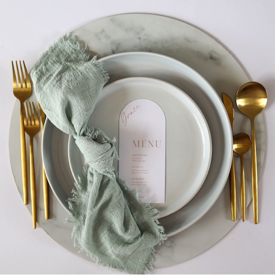 Table Napkin | Dusty Pink, the best gift and gifts for him and for her from Inna Carton, the best online gift store in Dubai, UAE.