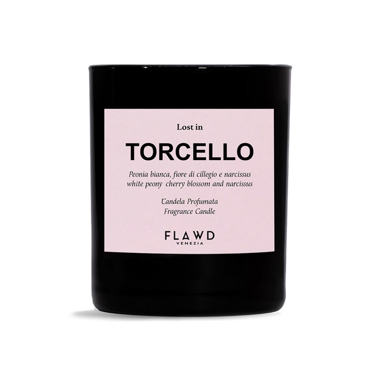 Torcello Candle The wax is a blend of soy, bee, and coconut which is 100% natural and paraffin-free, the best customize gift and gifts for her and for him from Inna Carton online shop Dubai, UAE! 